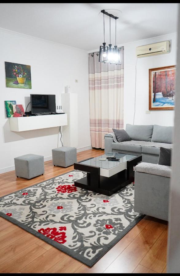 Apartament Center Tirana Exterior foto